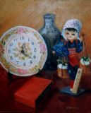 時計と人形と花瓶